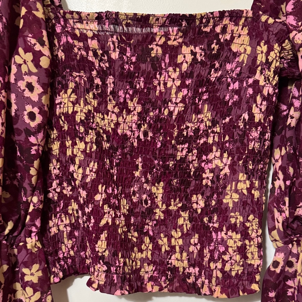 Live 4 Truth Purple Floral Crop Top - Picture 3 of 3
